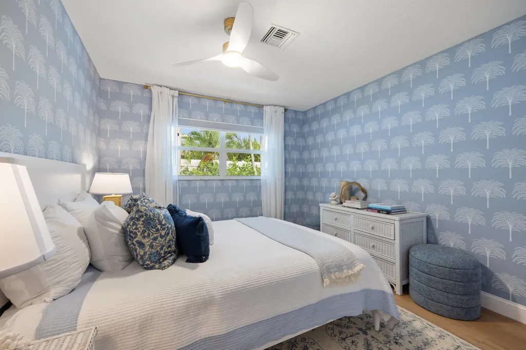 2512 SW 5th Street Boynton Beach FL 33435