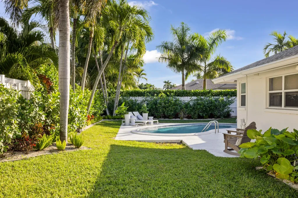 2512 SW 5th Street Boynton Beach FL 33435