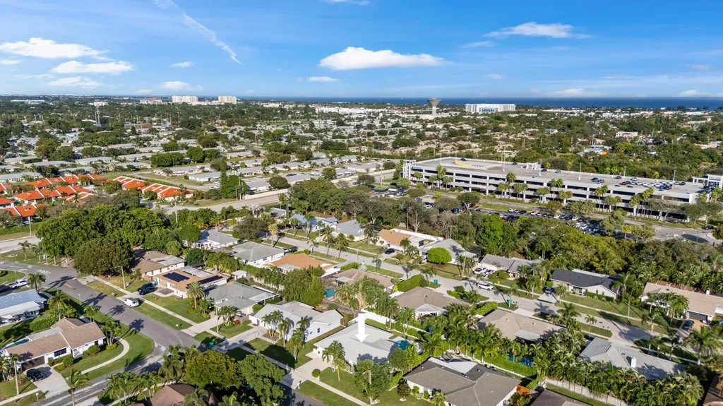 2512 SW 5th Street Boynton Beach FL 33435