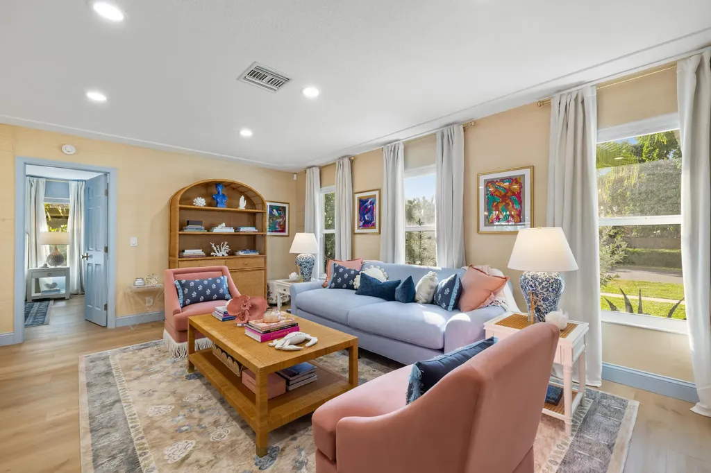 2512 SW 5th Street Boynton Beach FL 33435