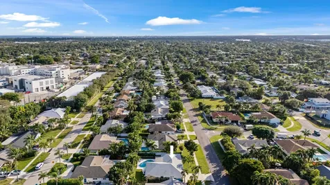 2512 SW 5th Street Boynton Beach FL 33435