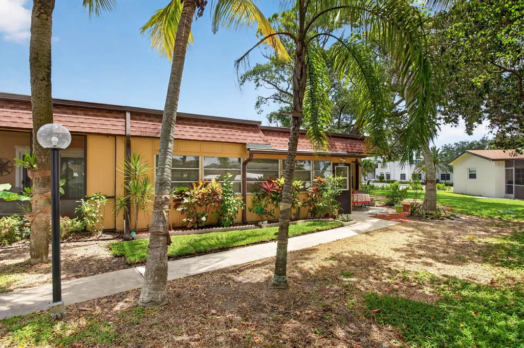 2002 SW Natura Boulevard Deerfield Beach FL 33441