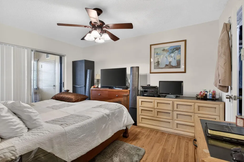 2002 SW Natura Boulevard Deerfield Beach FL 33441