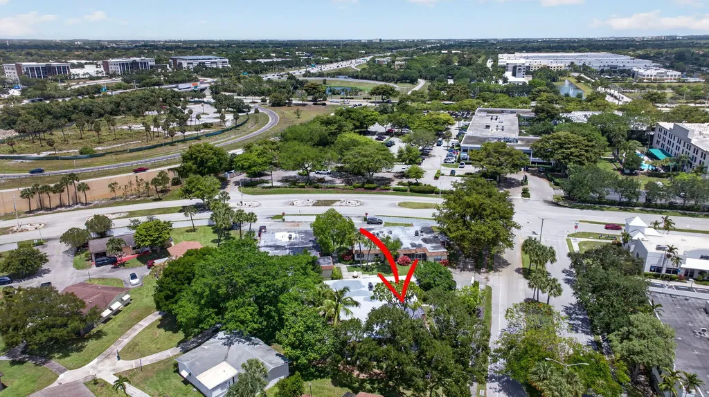 2002 SW Natura Boulevard Deerfield Beach FL 33441