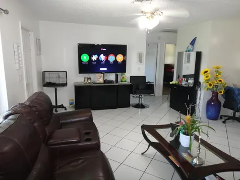 4876 Saratoga Road West Palm Beach FL 33415
