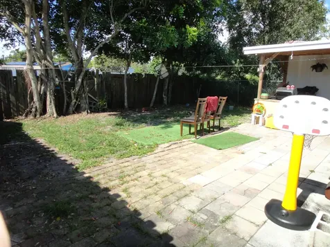 4876 Saratoga Road West Palm Beach FL 33415