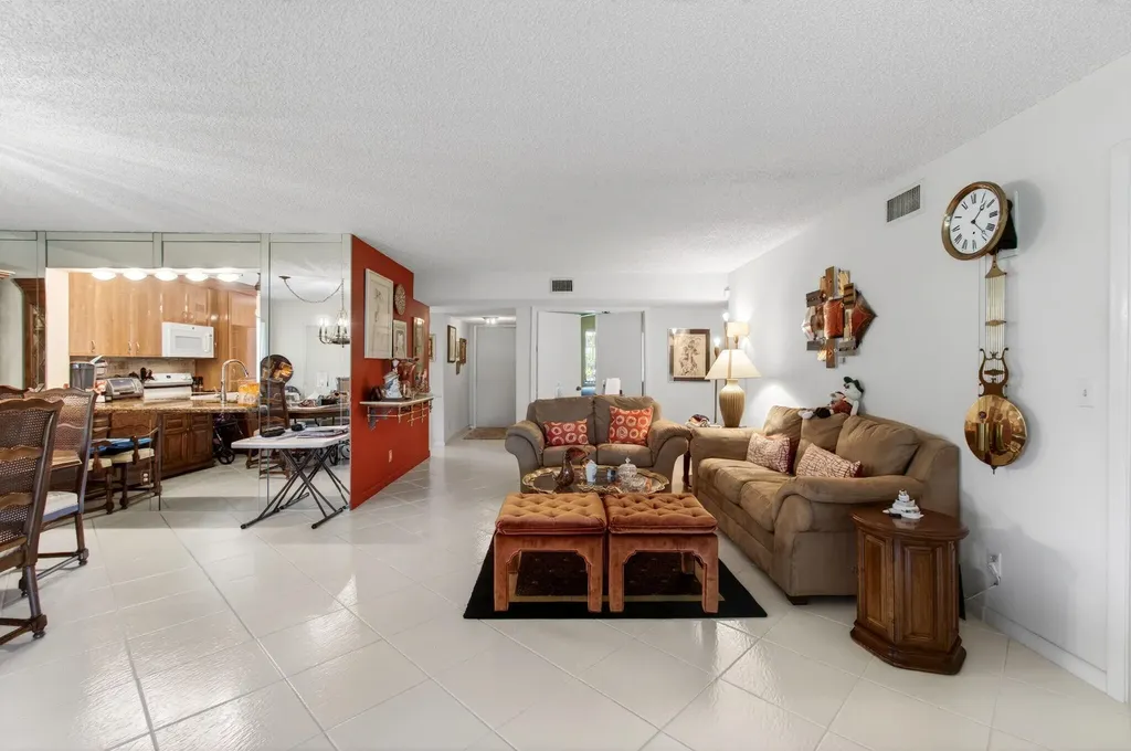 5561 Fairway Park Drive Boynton Beach FL 33437