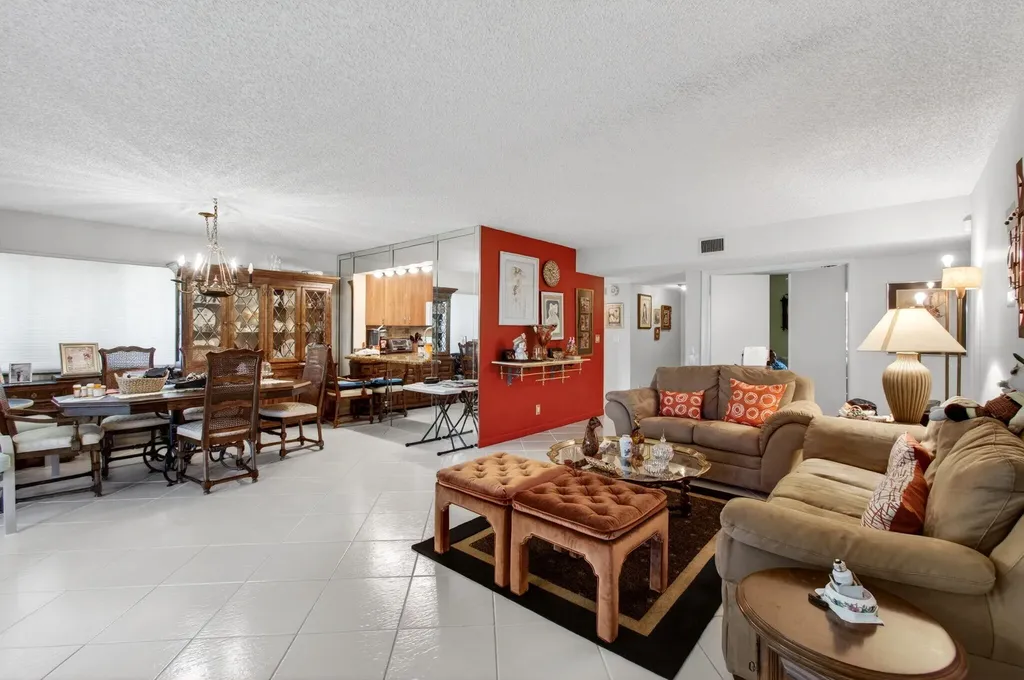 5561 Fairway Park Drive Boynton Beach FL 33437