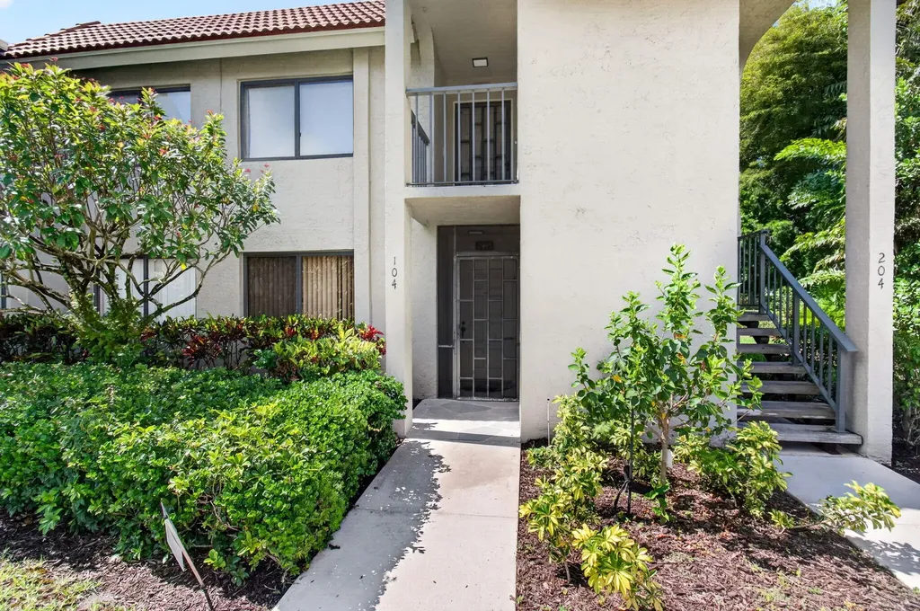 5561 Fairway Park Drive Boynton Beach FL 33437