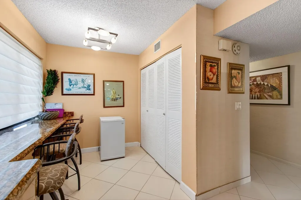 5561 Fairway Park Drive Boynton Beach FL 33437