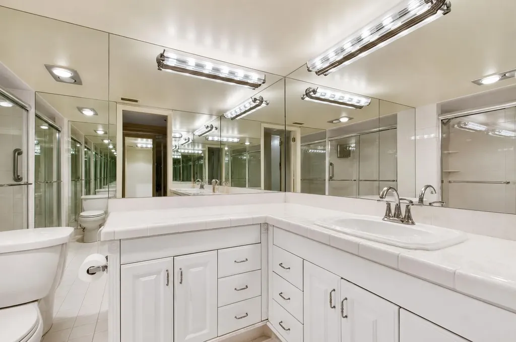 5561 Fairway Park Drive Boynton Beach FL 33437