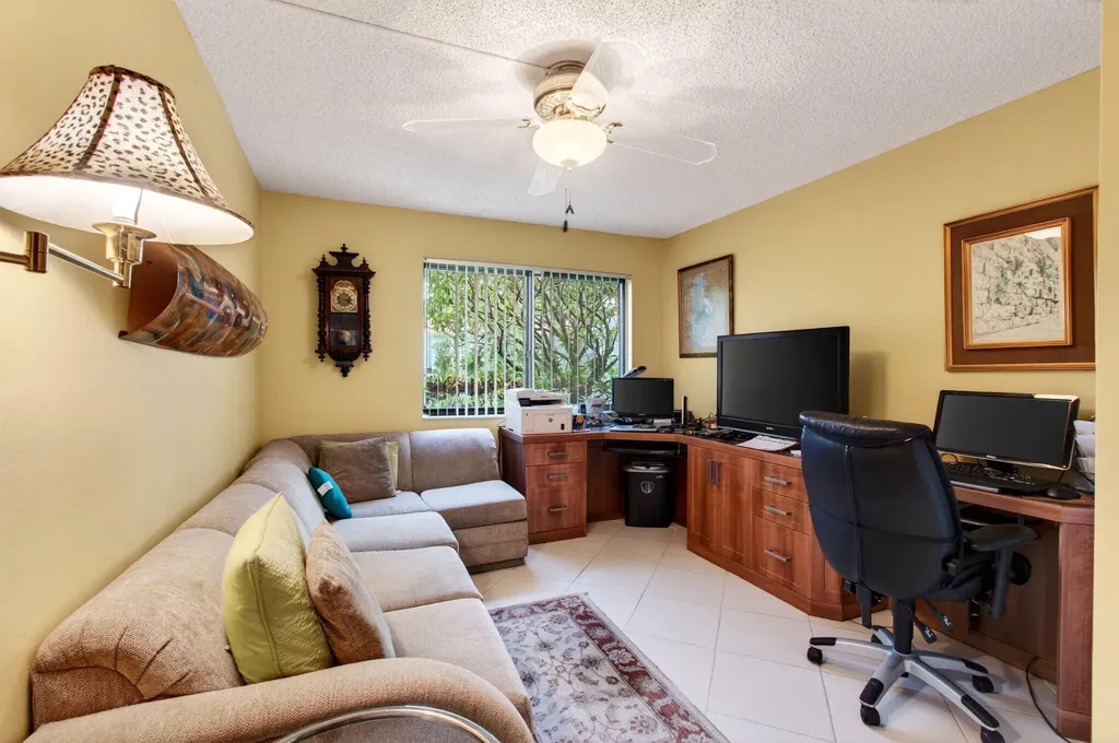 5561 Fairway Park Drive Boynton Beach FL 33437