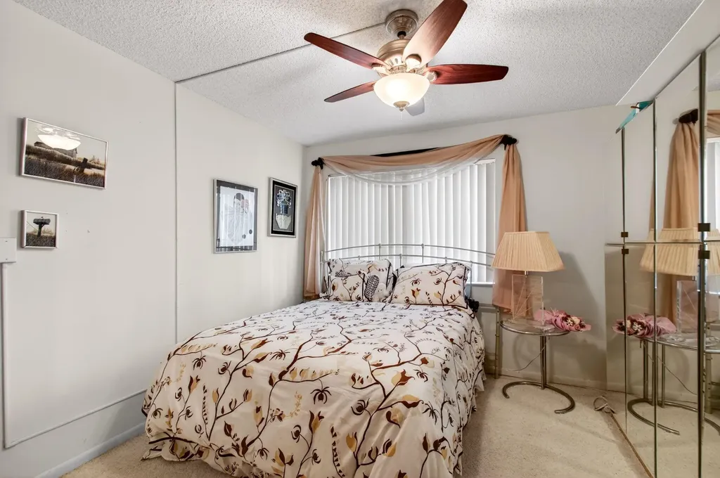 5561 Fairway Park Drive Boynton Beach FL 33437