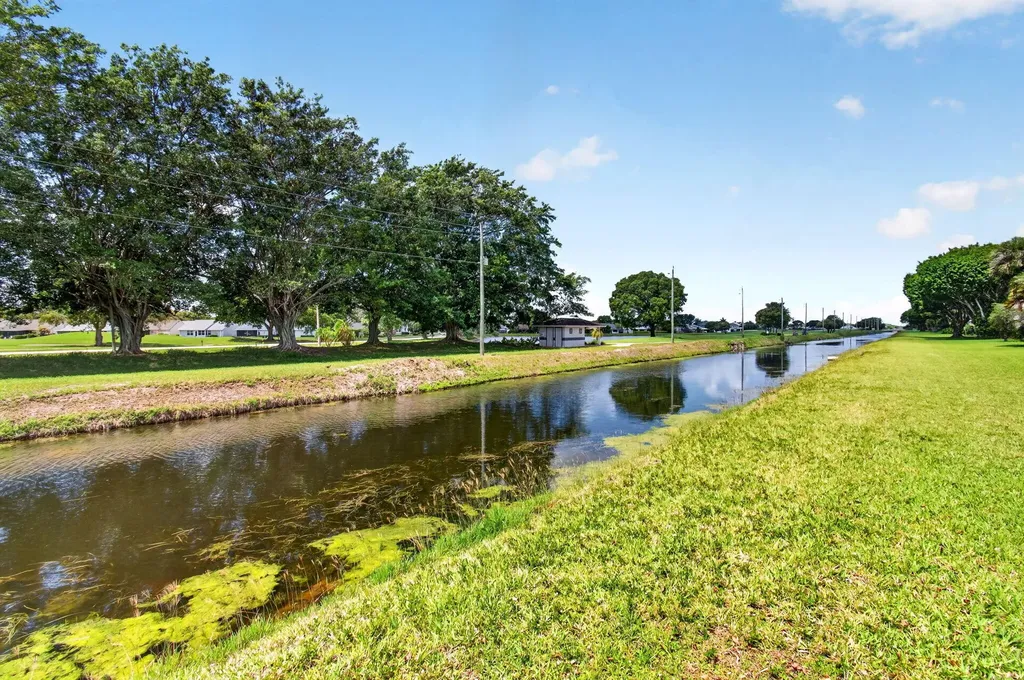 5561 Fairway Park Drive Boynton Beach FL 33437