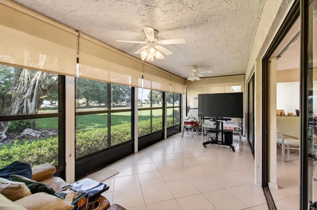 5561 Fairway Park Drive Boynton Beach FL 33437