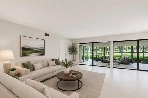 5561 Fairway Park Drive Boynton Beach FL 33437