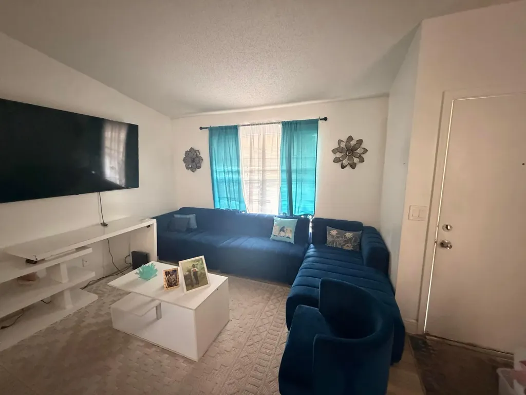 5437 Greenwood Drive Delray Beach FL 33484