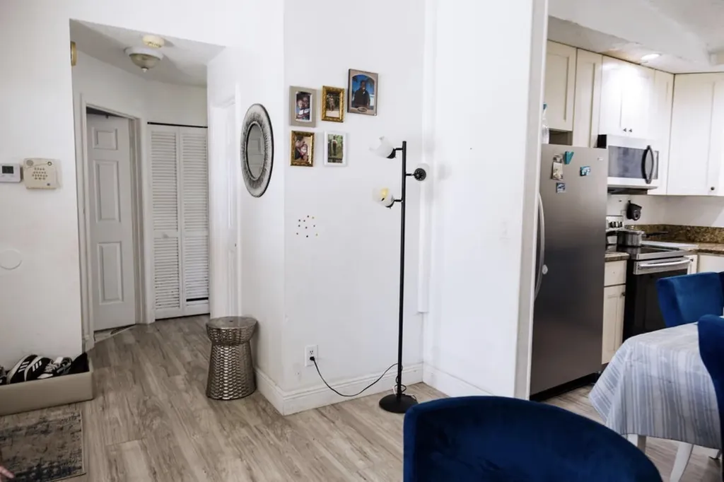 5437 Greenwood Drive Delray Beach FL 33484