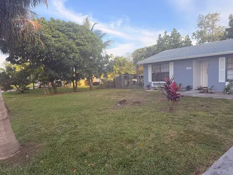 5437 Greenwood Drive Delray Beach FL 33484