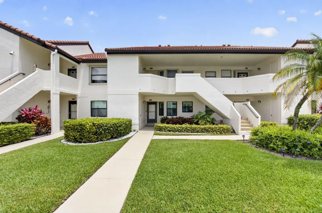 5907 Parkwalk Drive Boynton Beach FL 33472