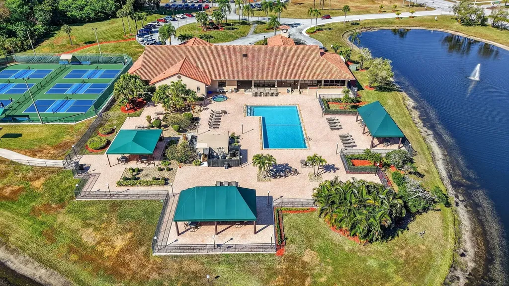 5907 Parkwalk Drive Boynton Beach FL 33472