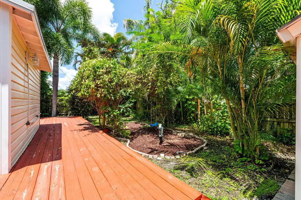 255 NE 12th Street Delray Beach FL 33444