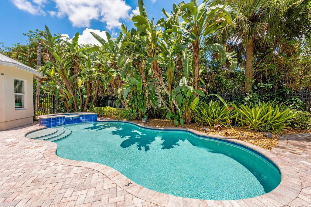 255 NE 12th Street Delray Beach FL 33444