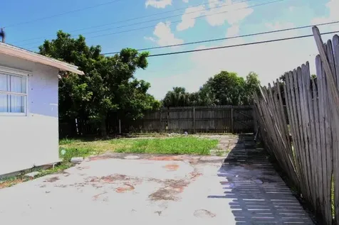 1561 W 11th Street Riviera Beach FL 33404