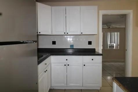 1561 W 11th Street Riviera Beach FL 33404