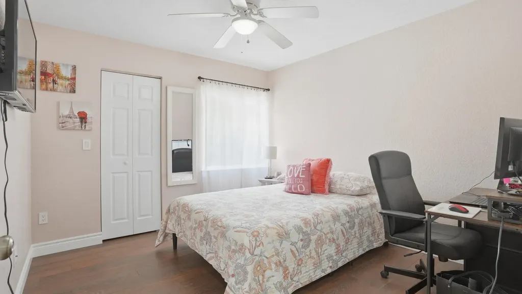 2712 NW 80th Avenue Sunrise FL 33322