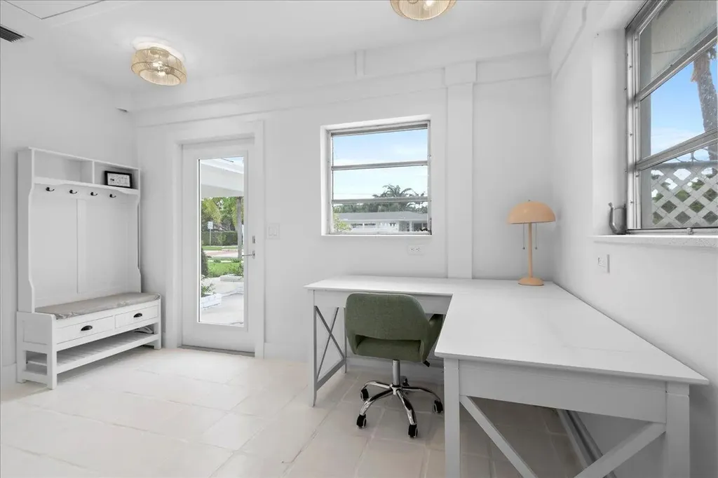 2412 N Lakeside Drive Lake Worth Beach FL 33460