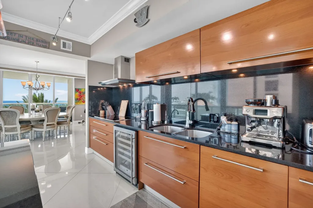 101 S Fort Lauderdale Beach Boulevard Fort Lauderdale FL 33316
