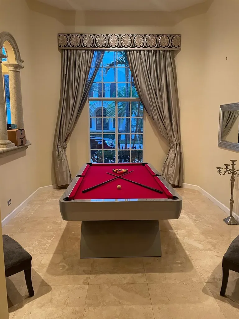 5532 Estate Oak Circle Hollywood FL 33312