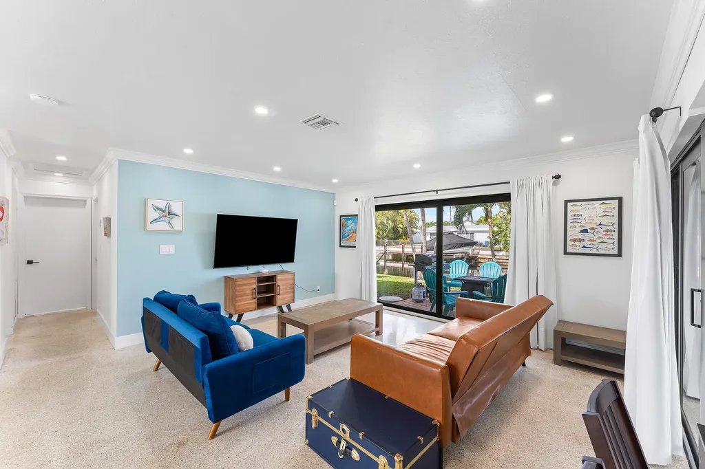 731 SE 5th Avenue Pompano Beach FL 33060