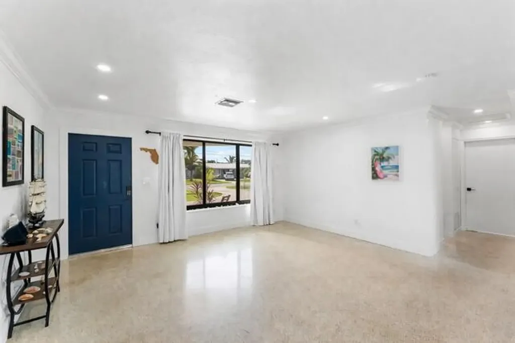 731 SE 5th Avenue Pompano Beach FL 33060