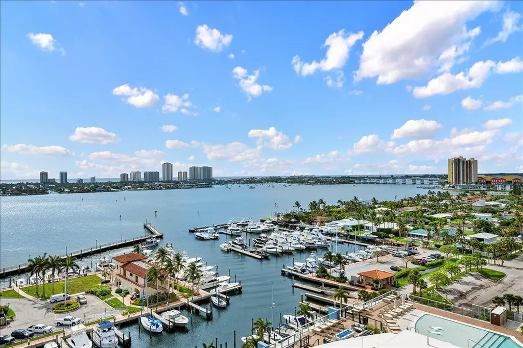 220 Lake Shore Drive Lake Park FL 33403