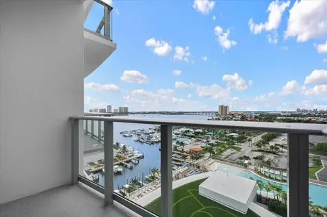 220 Lake Shore Drive Lake Park FL 33403