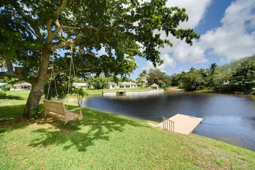 110 SW 11th Avenue Boca Raton FL 33486
