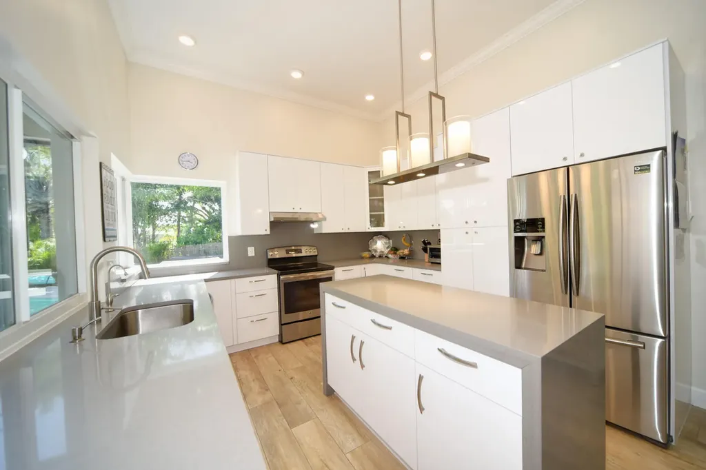 110 SW 11th Avenue Boca Raton FL 33486