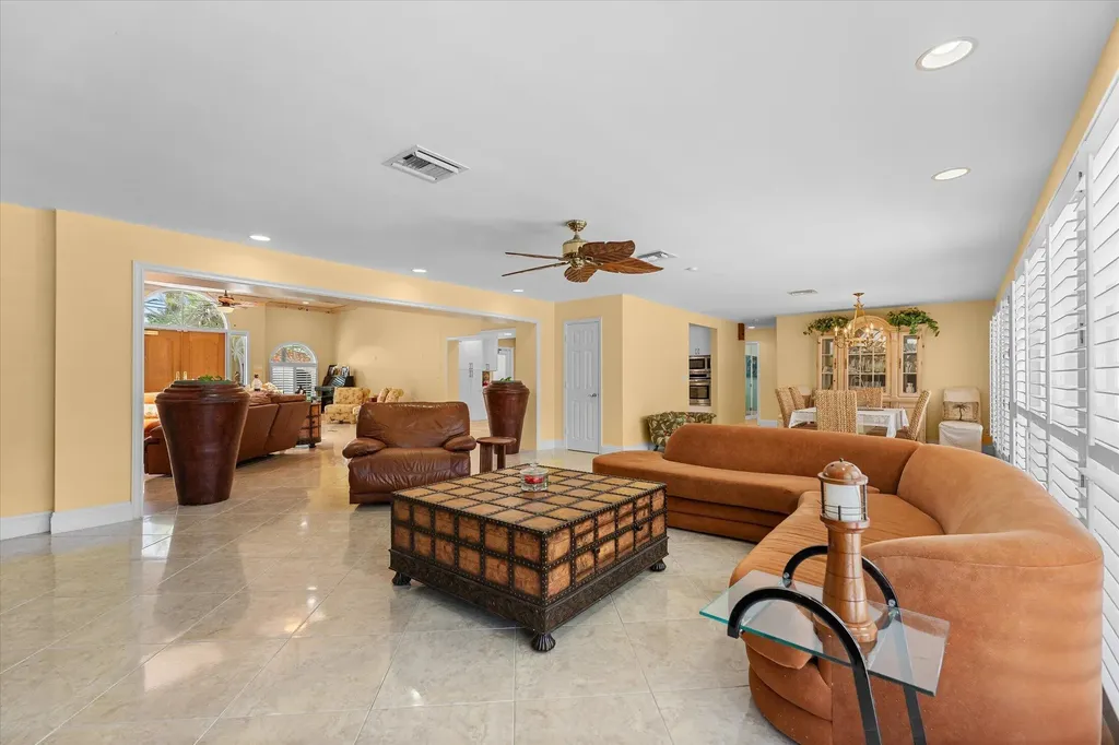 2141 NE 29th Street Lighthouse Point FL 33064
