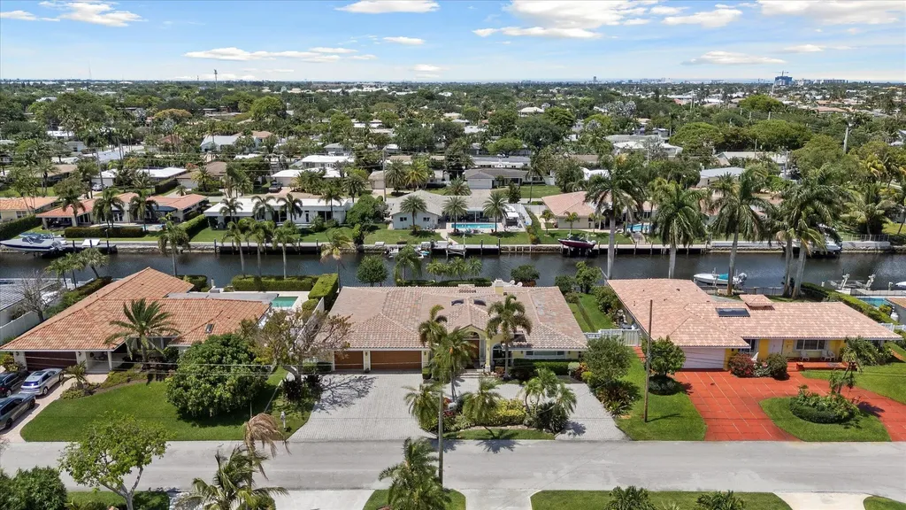 2141 NE 29th Street Lighthouse Point FL 33064