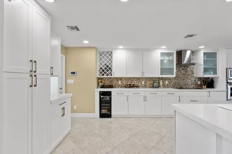 2141 NE 29th Street Lighthouse Point FL 33064