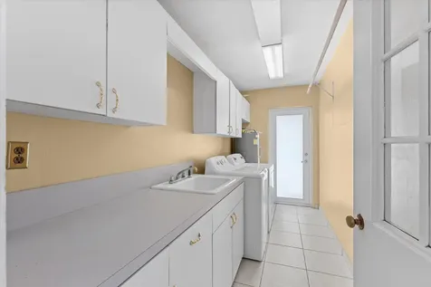 2141 NE 29th Street Lighthouse Point FL 33064