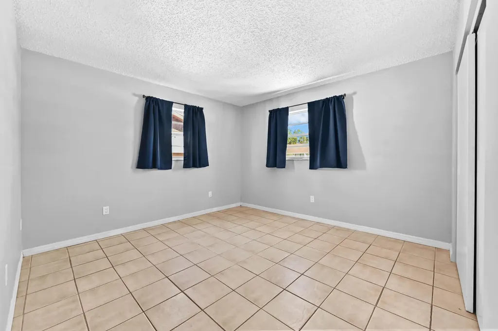 4548- 4550 SE Salvatori Road Stuart FL 34997