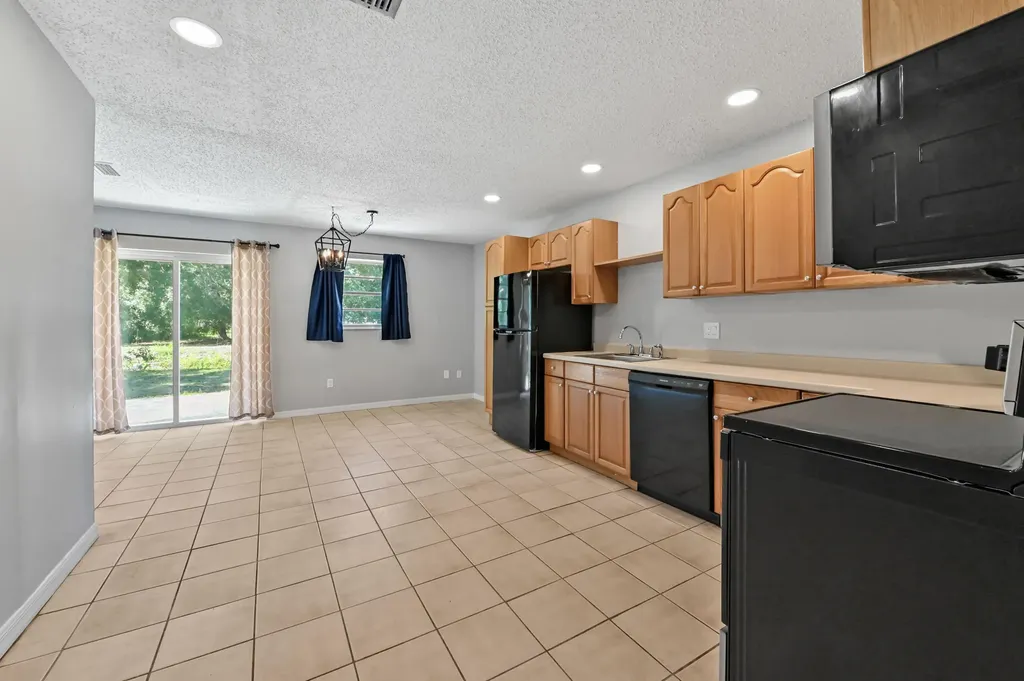 4548- 4550 SE Salvatori Road Stuart FL 34997