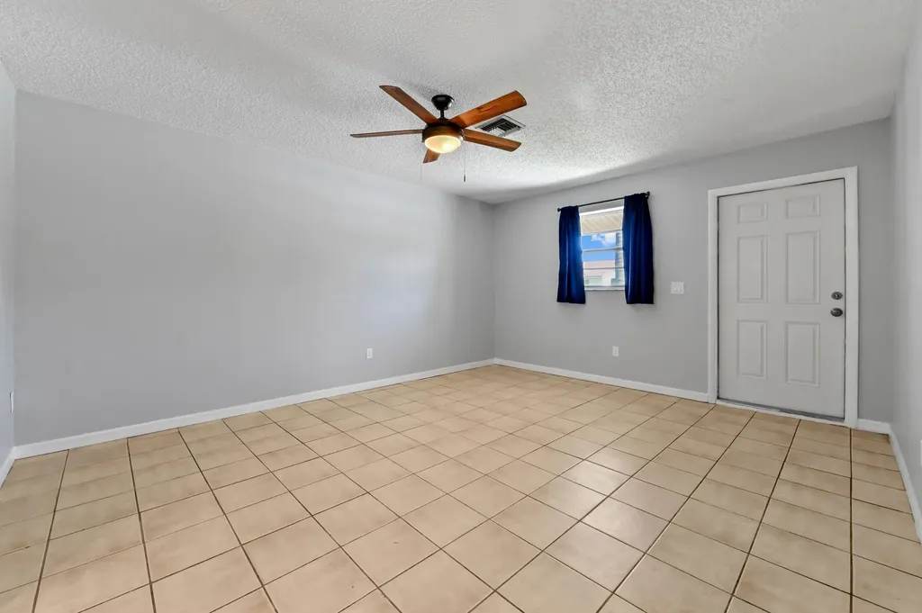 4548- 4550 SE Salvatori Road Stuart FL 34997