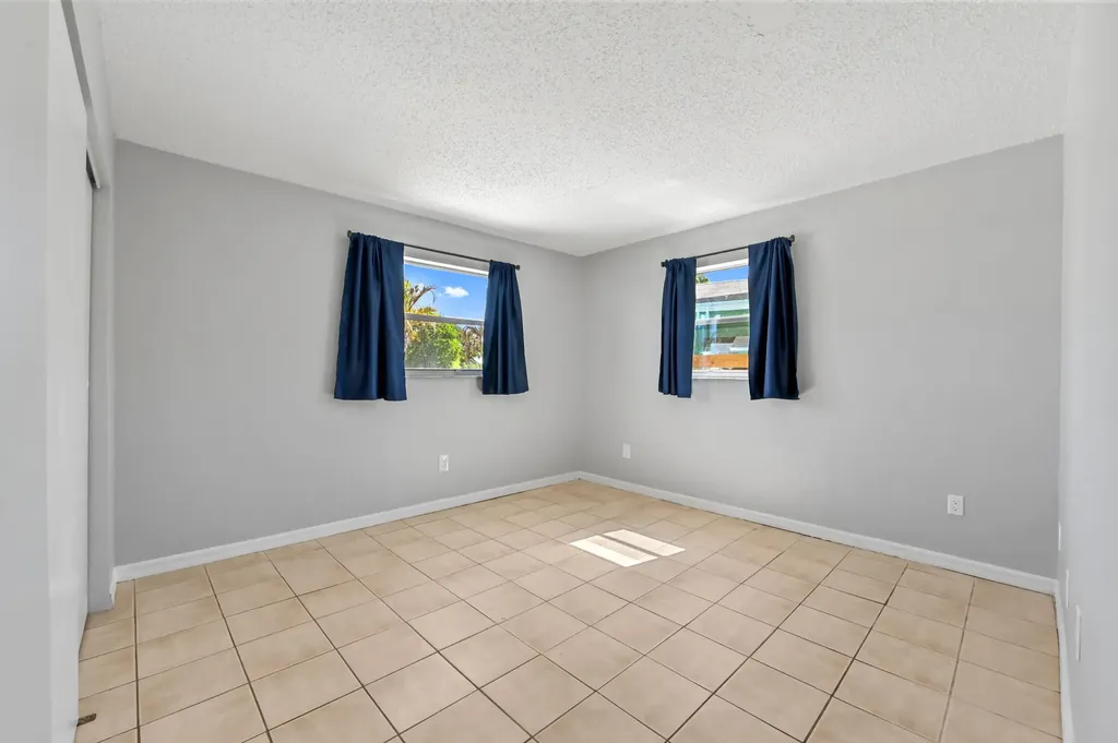4548- 4550 SE Salvatori Road Stuart FL 34997