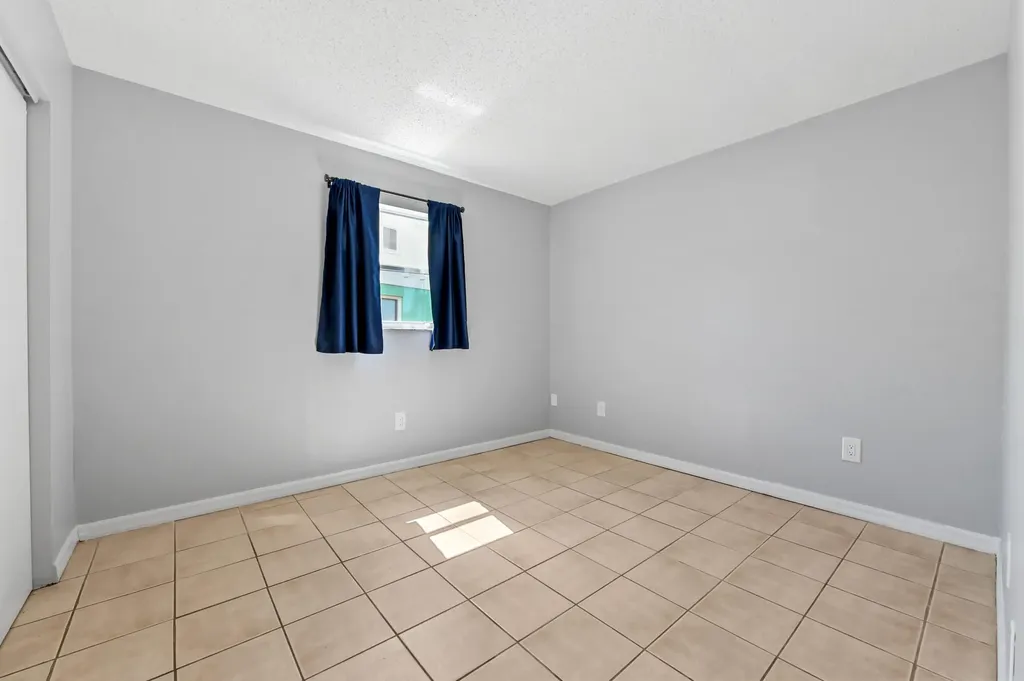 4548- 4550 SE Salvatori Road Stuart FL 34997