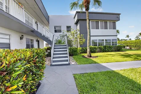 22 Normandy A Delray Beach FL 33484