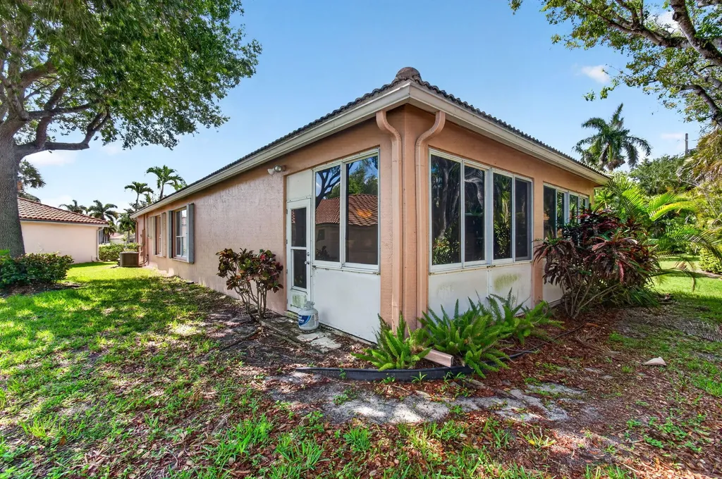 6453 Emerald Breeze Way Boynton Beach FL 33437